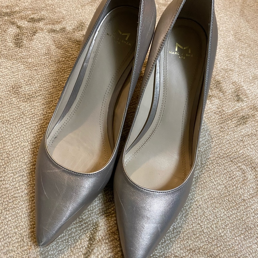 Marc Fisher LTD Zala block heel pumps - silver/goldish